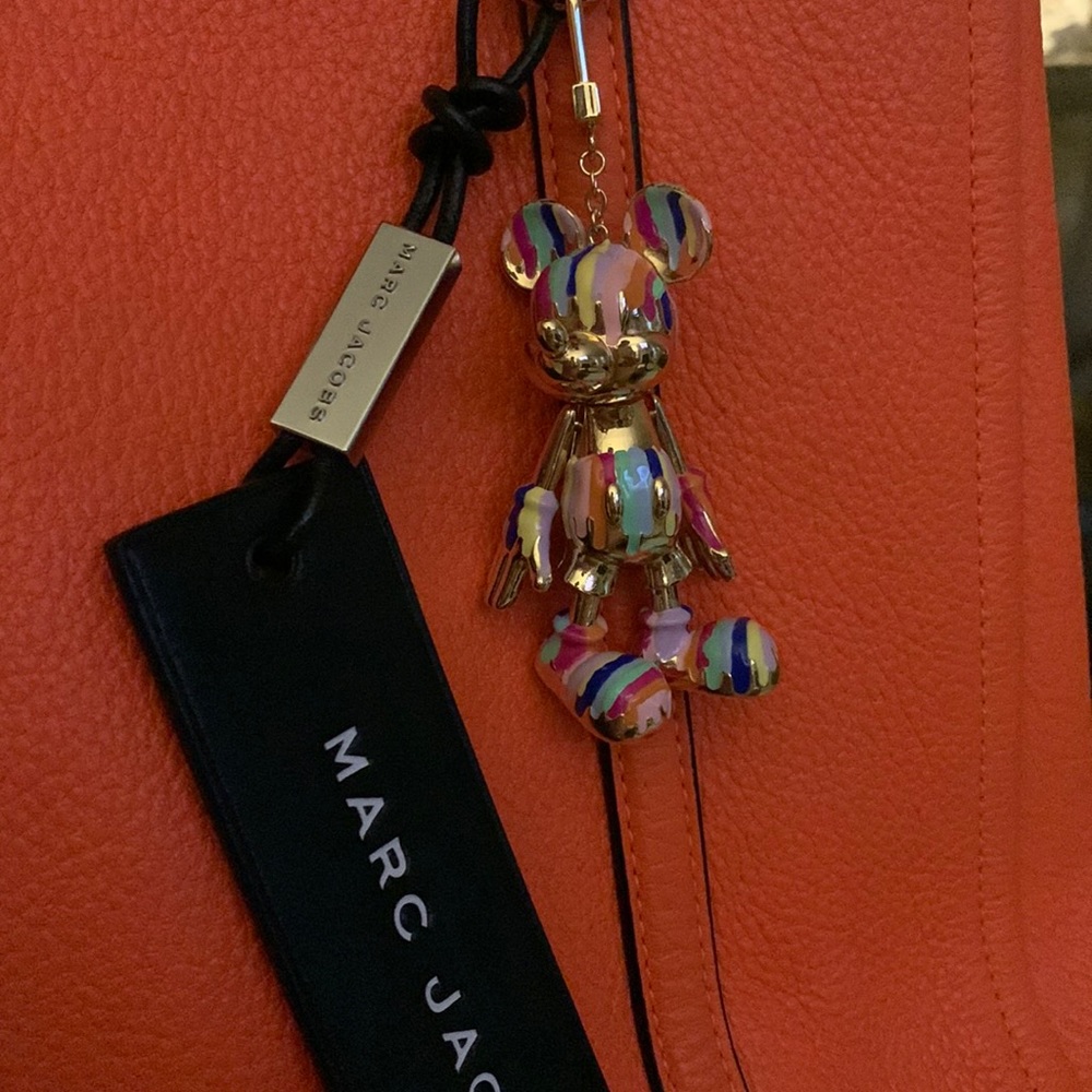 DisneyXBaubleBar Gold/Paint Bag Charm All Moving Parts❌❌🥳🥳 - Picture 6 of 6